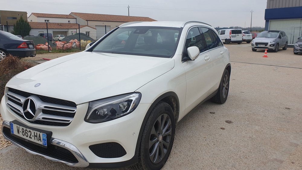 mercedes-glc-220d-diesel-2