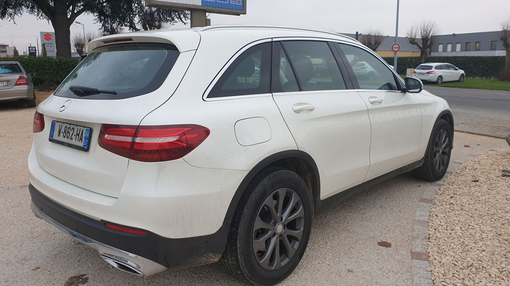 mercedes-glc-220d-diesel-3